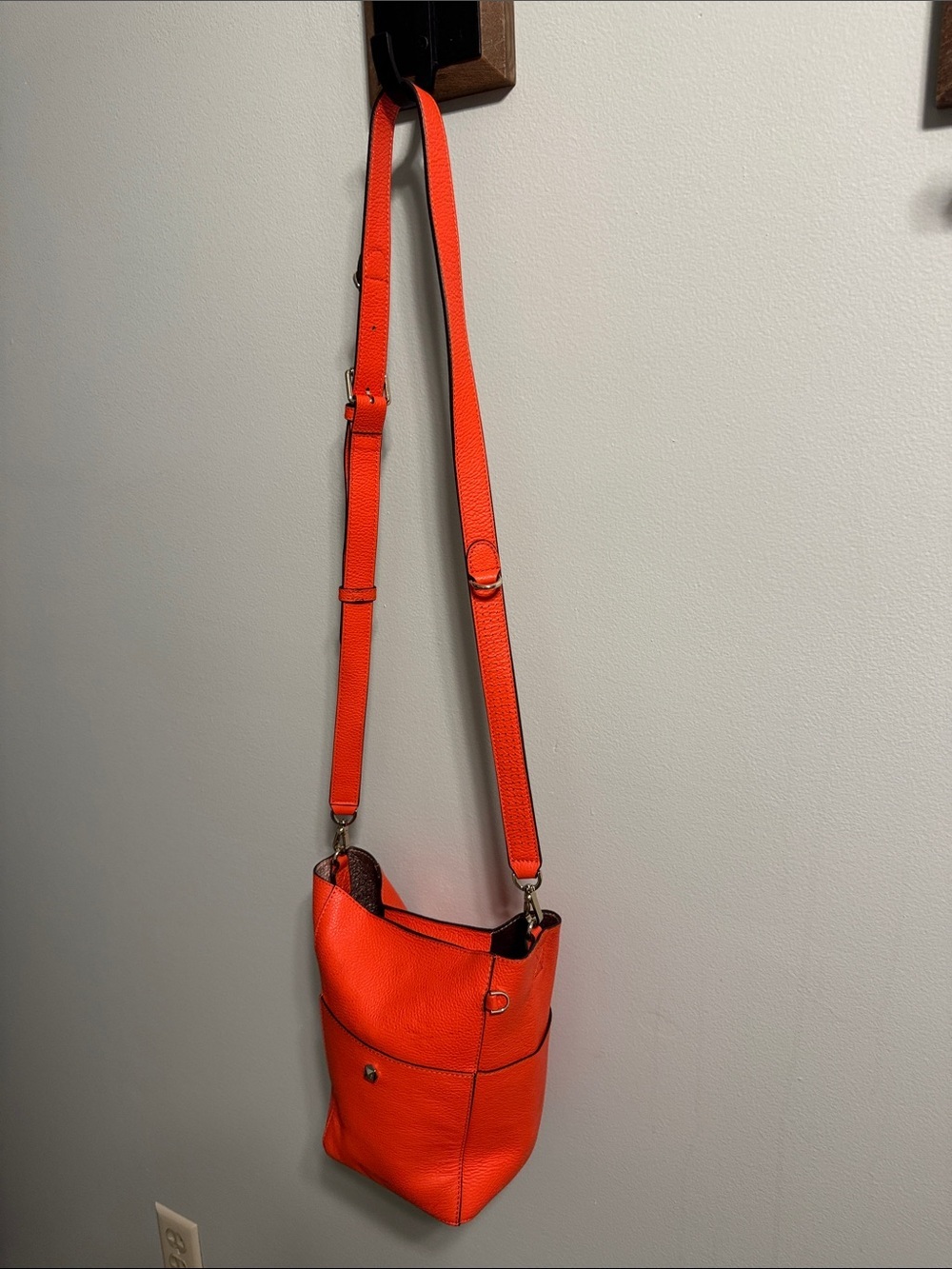 Henri Bendel Orange Leather Crossbody Tote Bag with Removable Strap - Picture 12 of 12